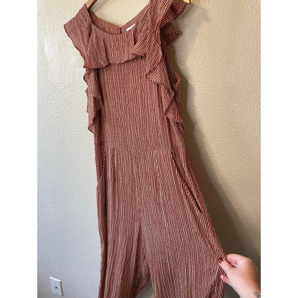 Mid Ref Red Pinstriped Flutter Sleeve Wide Leg Summer Style Jumpsuit Small - Picture 3 of 13